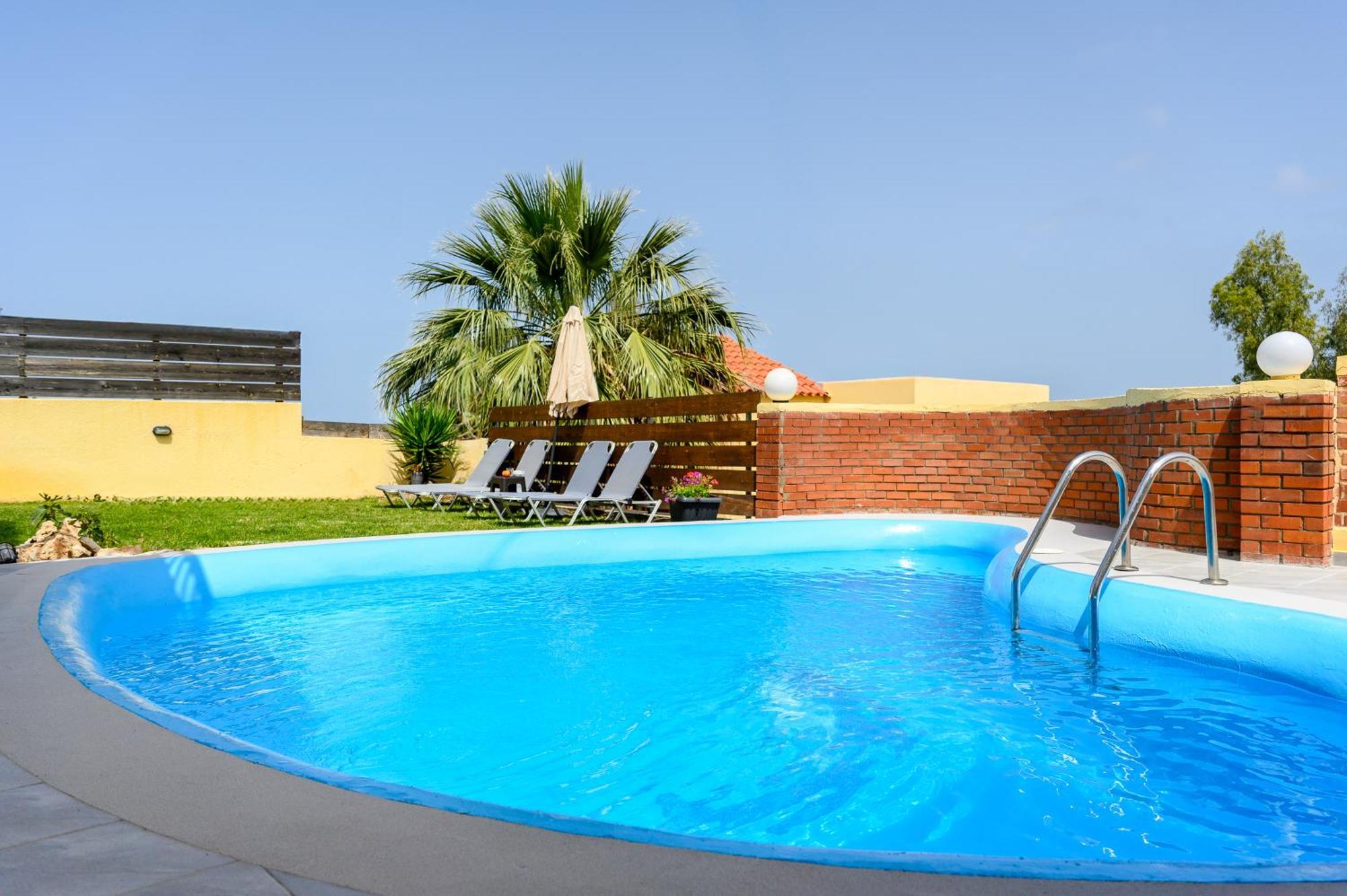 Nine Muses Villas Hersonissos  Exterior photo