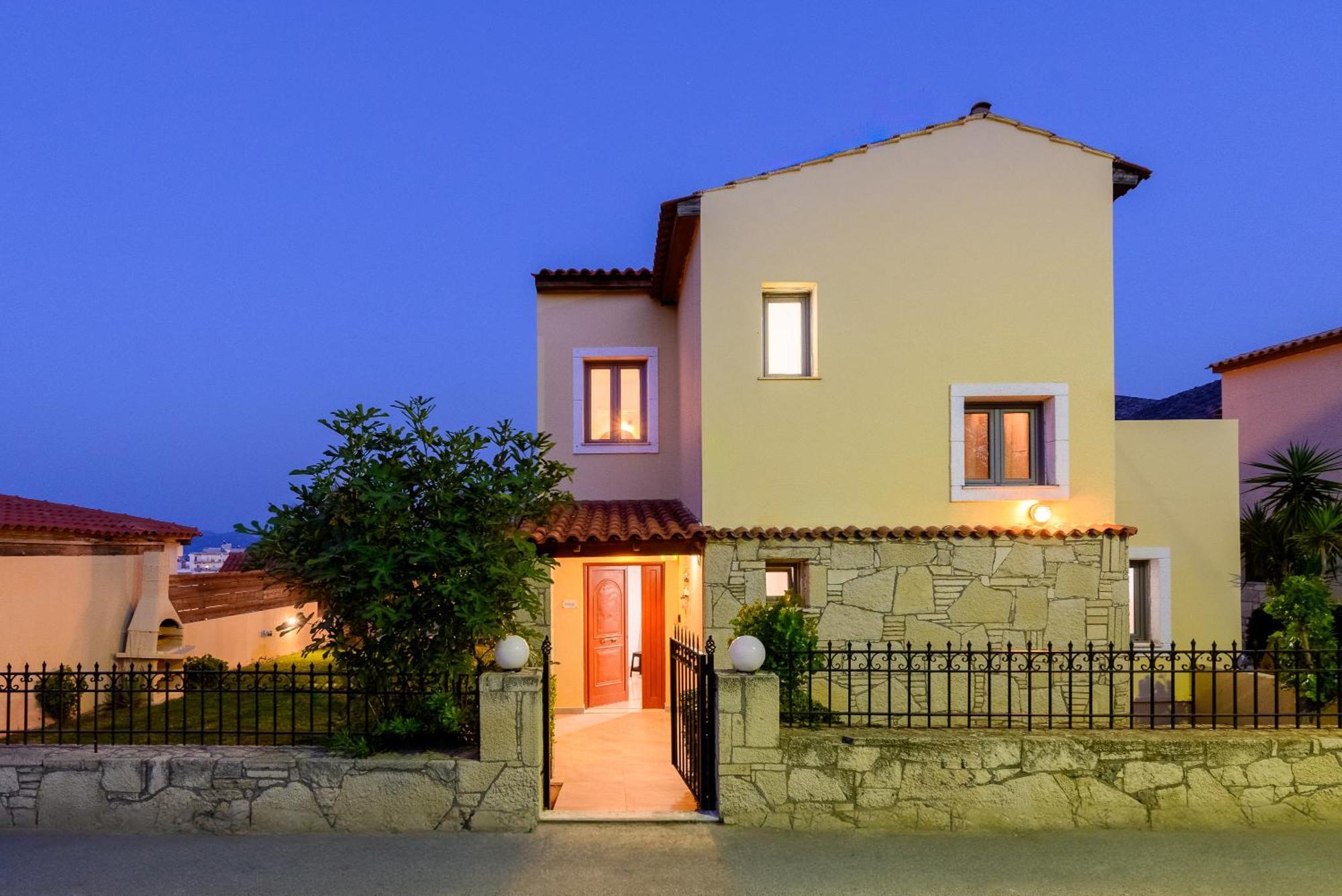 Nine Muses Villas Hersonissos  Exterior photo