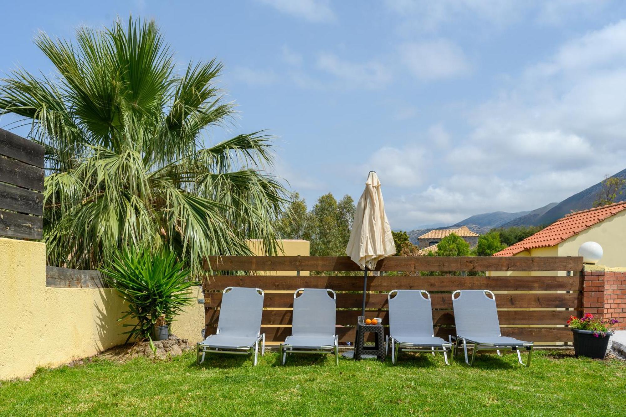 Nine Muses Villas Hersonissos  Exterior photo